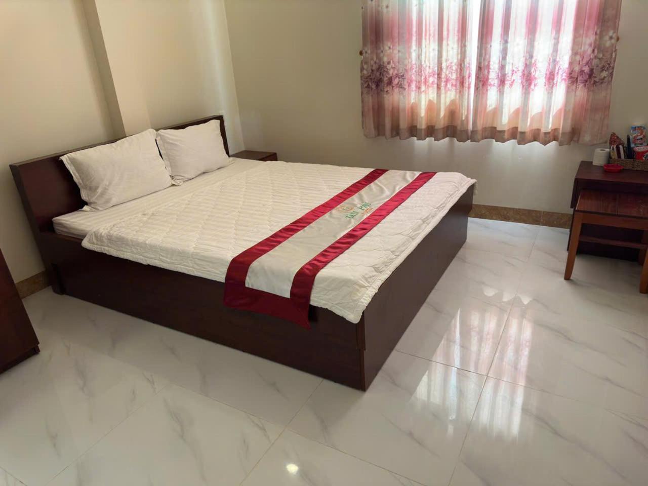 Hotel Tan Phu La Gi Extérieur photo
